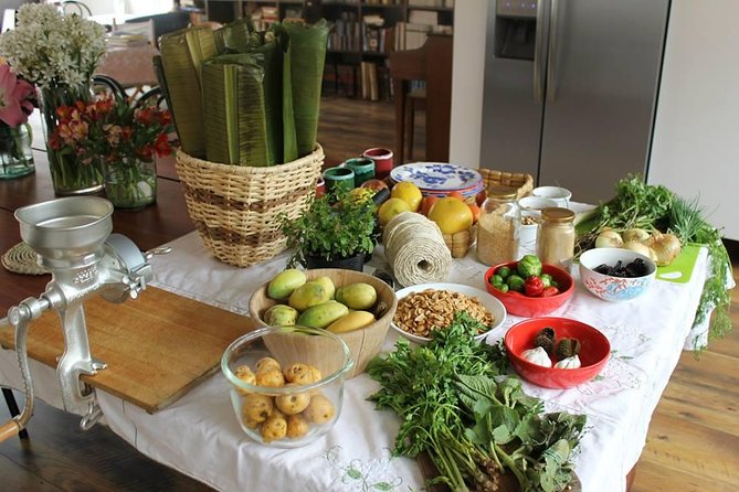 Tropical Abundance: Interactive Cooking Class in Bogota - Choosing a Colombian menu