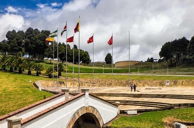 Villa de Leyva Private Full-Day Trip from Bogota - Dinosaur Village in the dry countryside