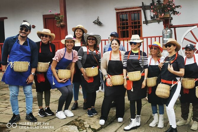 Visit and live a colombian coffee plantation (group tour) - The ride into Cundinamarca
