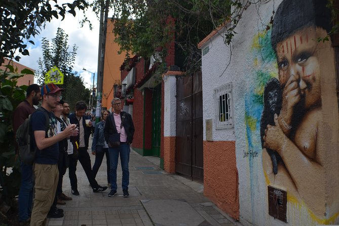 Walking Tour in La Candelaria Bogotá - Street art with stories behind the paint
