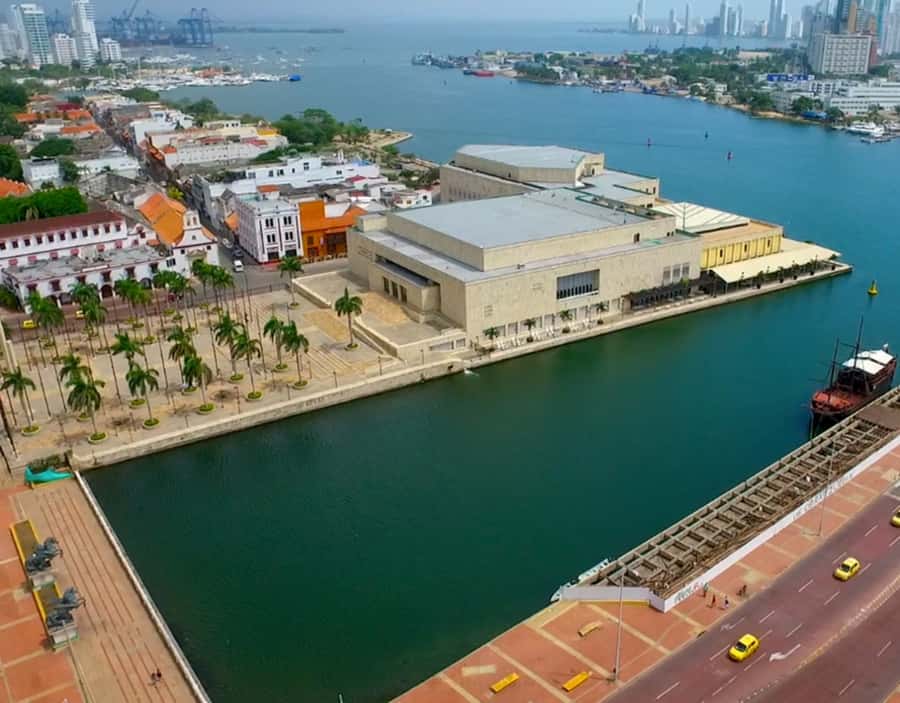 Walled City, Getsemani San Felipe Castle Cartagena City Tour - Guides Make the Difference