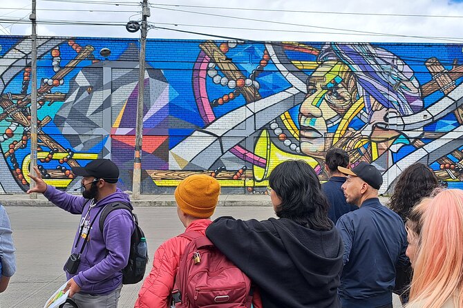 Walls of Wonder: Immersive Journey through Distrito Graffiti - From spray cans to wild-style lettering