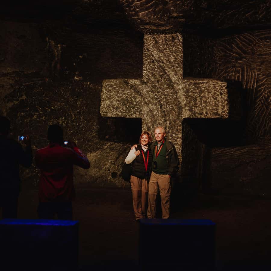 Zipaquirá: Salt Cathedral Group Tour with Pickup - The guides make the long day easier