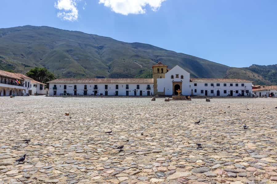 Zipaquirá Salt Cathedral & Villa de Leyva Tour 1 Day - Why combine Villa de Leyva and Zipaquirá?